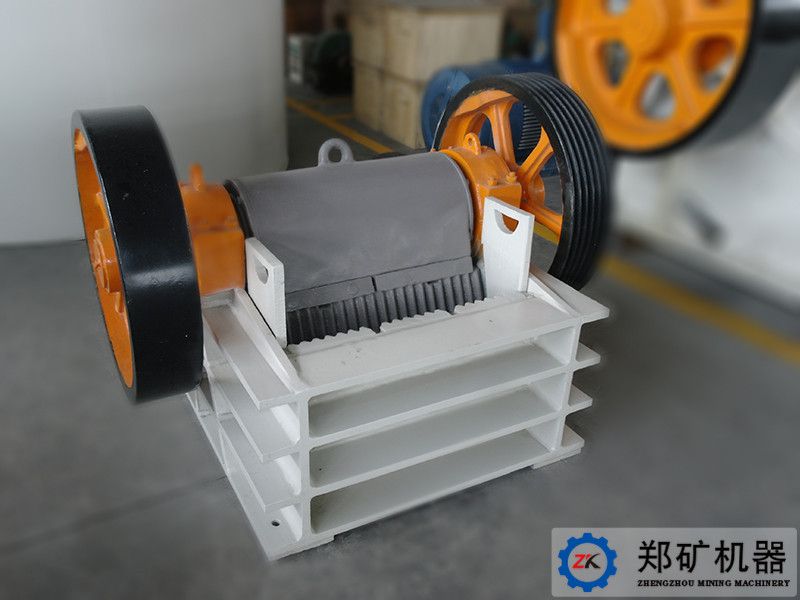 PE、PEX 系列顎式破碎機(jī)2.jpg